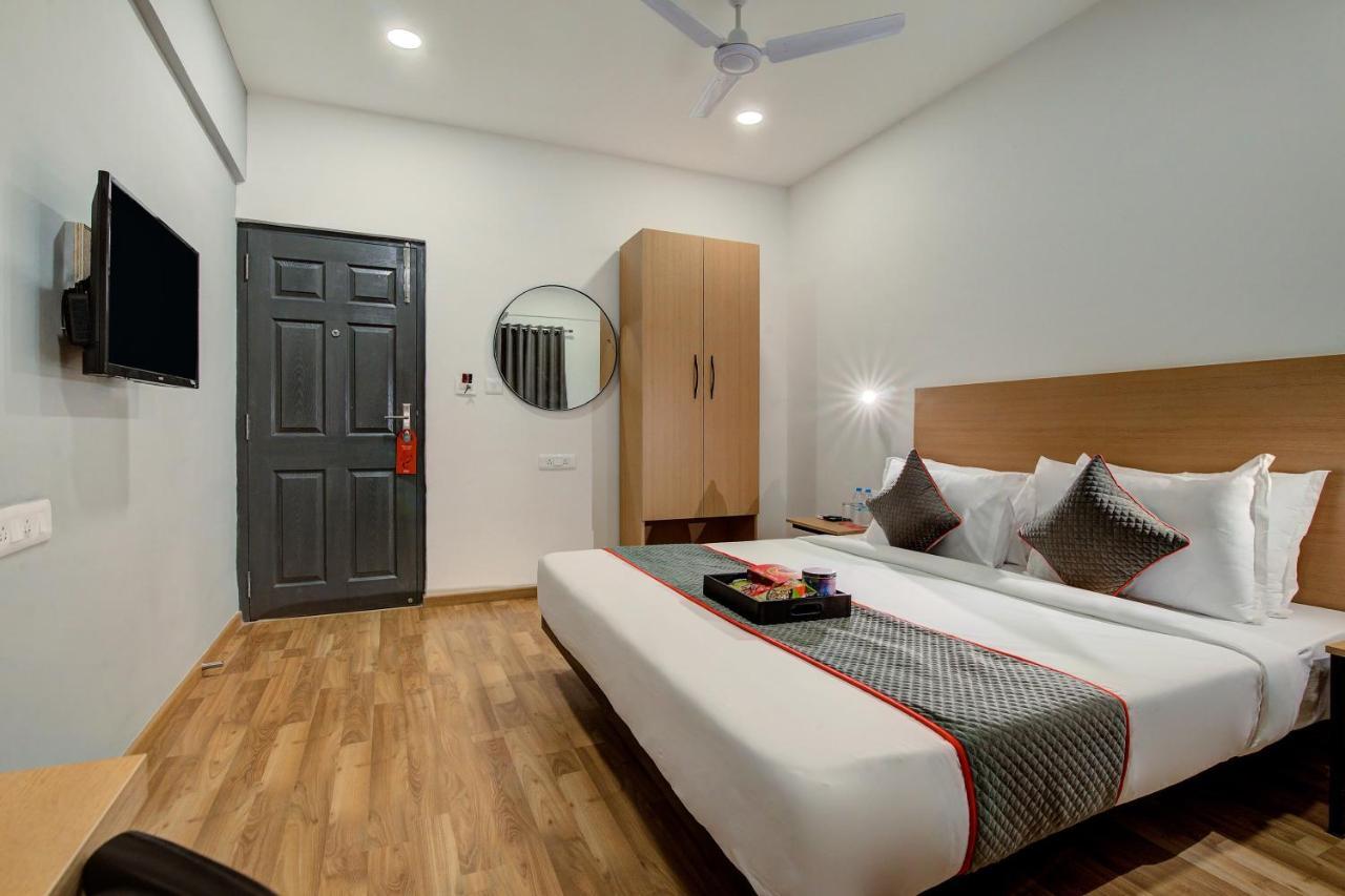 Super Townhouse 139 Ashiyana Smriti Upvan Near Emerald Mall Lucknow Bijnaur Buitenkant foto