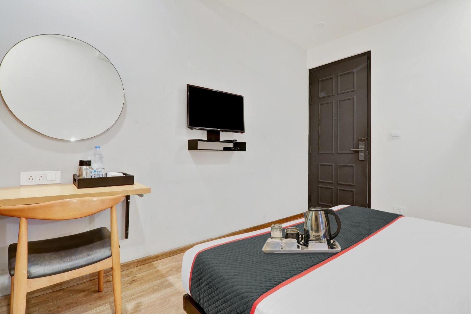Super Townhouse 139 Ashiyana Smriti Upvan Near Emerald Mall Lucknow Bijnaur Buitenkant foto