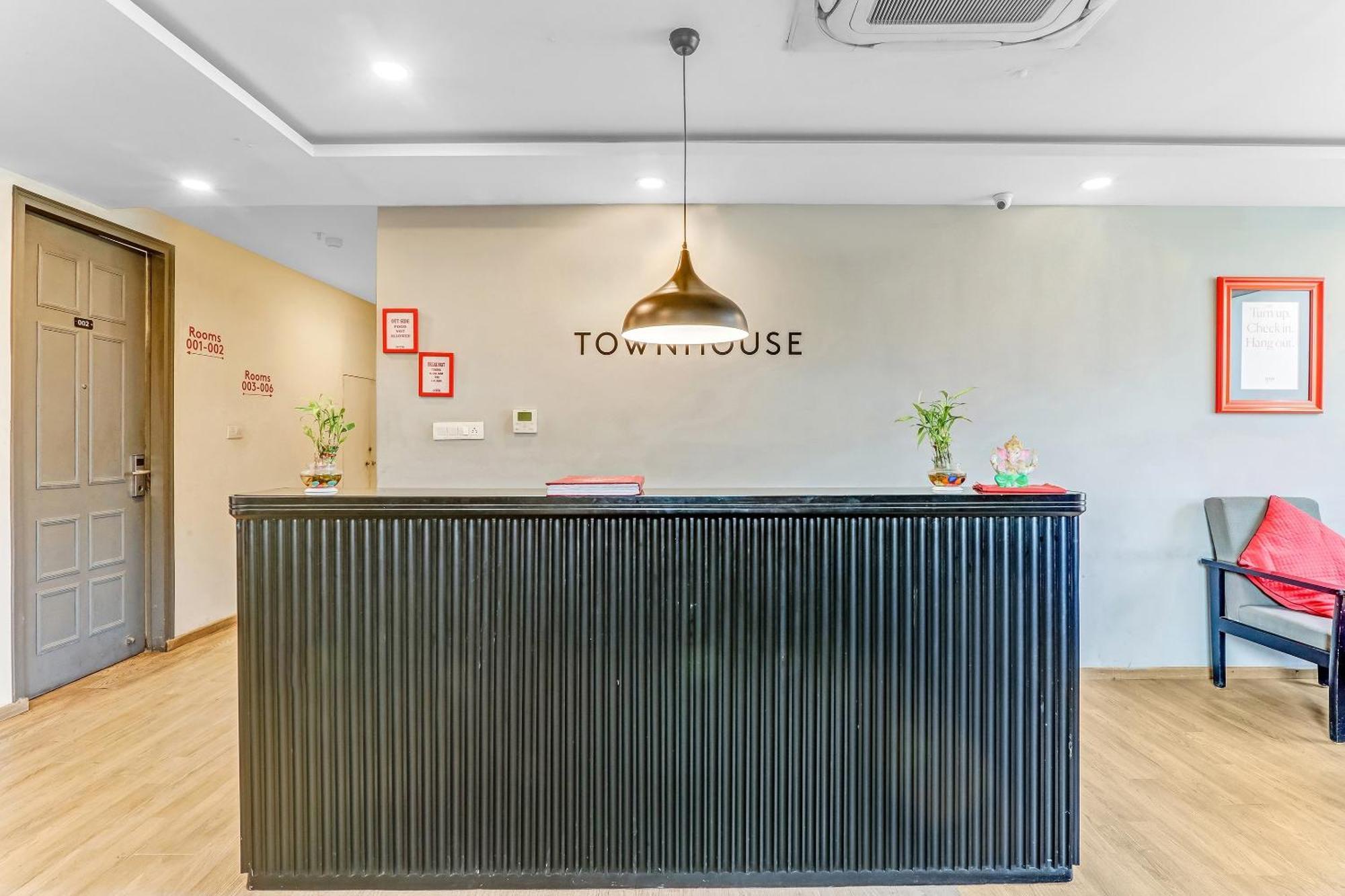 Super Townhouse 139 Ashiyana Smriti Upvan Near Emerald Mall Lucknow Bijnaur Buitenkant foto