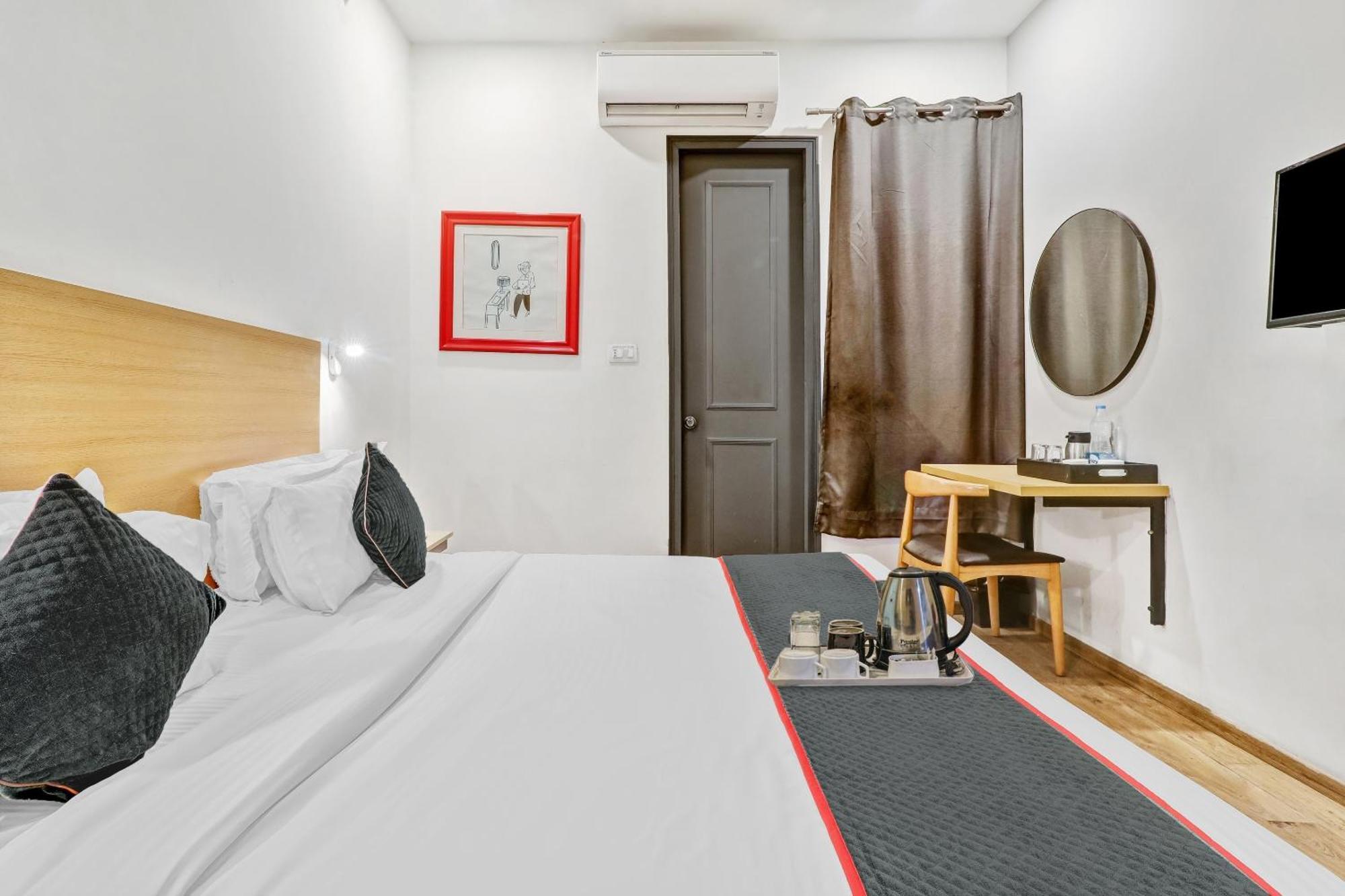 Super Townhouse 139 Ashiyana Smriti Upvan Near Emerald Mall Lucknow Bijnaur Buitenkant foto